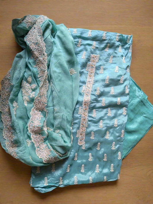 Salwar suit